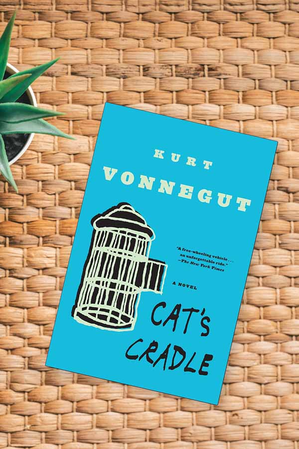 Flatlay of the book Cat's Cradle by Kurt Vonnegut