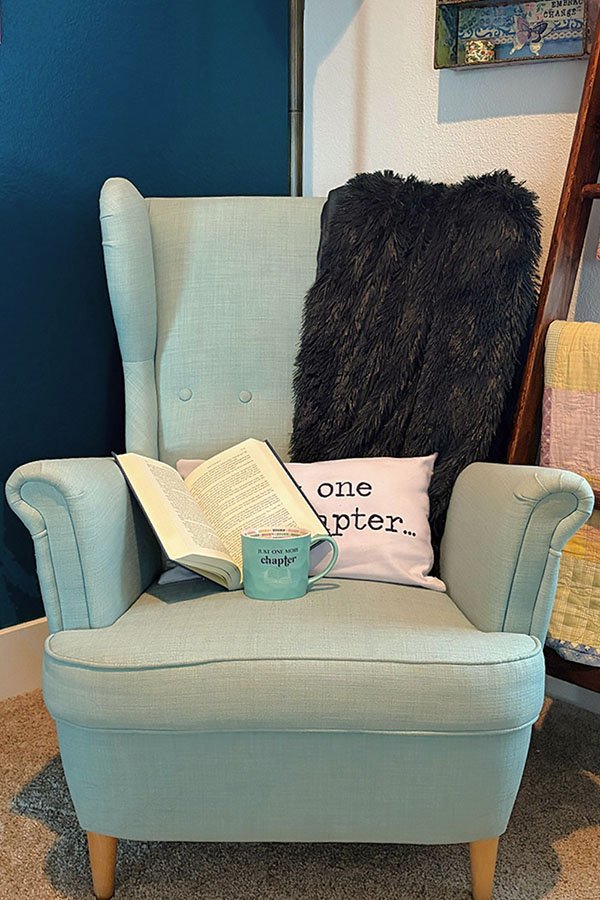 How Romanticizing My Reading Life Helped Me Read More Intentionally